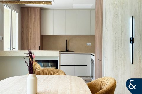 Villa en Springs 12, The Springs, Dubai, 3 dormitorios, 228 m², № 75509 - foto 9