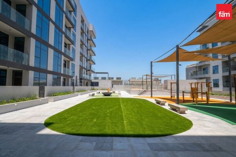 Apartment in Al Furjan, Dubai 2 bedrooms, 111.1 sq.m. № 137752 - photo 5