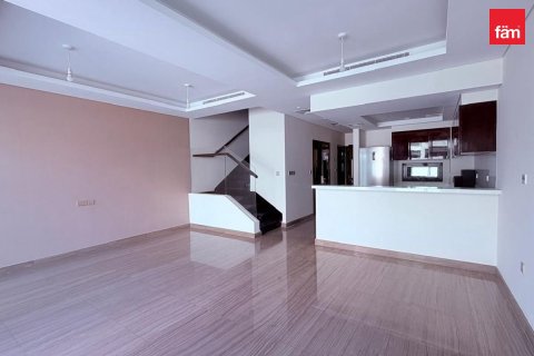 Townhouse in Dubai 5 bedrooms, 172.5 sq.m. № 137757