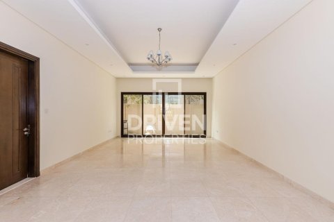 Villa en Meydan, Dubai, 5 dormitorios, 961 m², № 20619 - foto 11