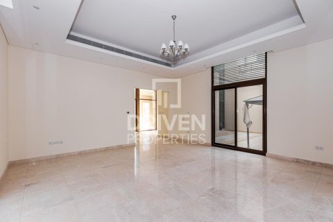 Villa en Meydan, Dubai, 5 dormitorios, 961 m², № 20619 - foto 12