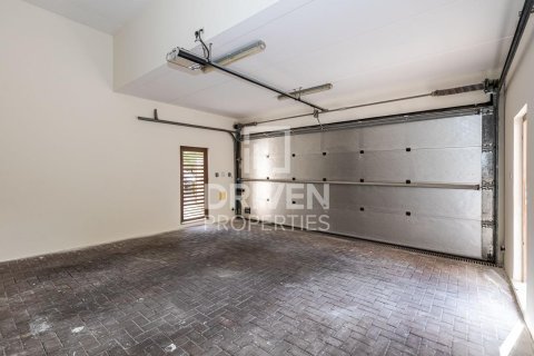 Villa en Meydan, Dubai, 5 dormitorios, 961 m², № 20619 - foto 4