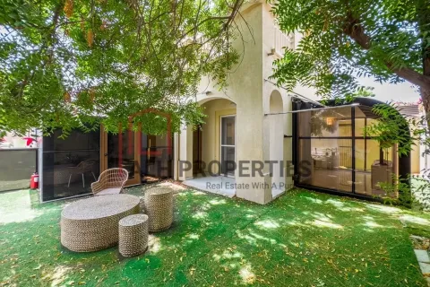 Villa à The Springs, Dubai, 3 chambres, 247 m², № 92738 - photo 2