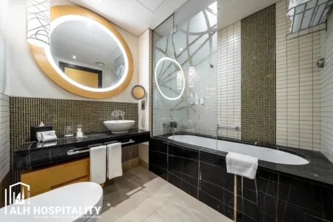 Hotel Apartment in Al Jaddaf, Dubai 1 bedroom, 75 sq.m. № 92753 - photo 13