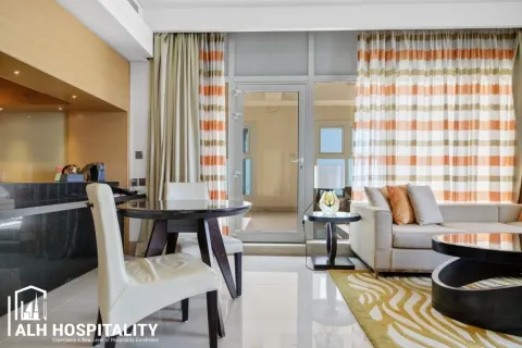 Hotel Apartment in Al Jaddaf, Dubai 1 bedroom, 75 sq.m. № 92753 - photo 6