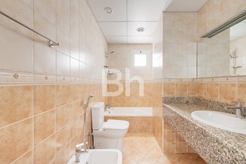Снять в аренду виллу в Джумейра Вилладж Серкл, Дубай: 4 спальни, 570м², № 22015 - фото 10