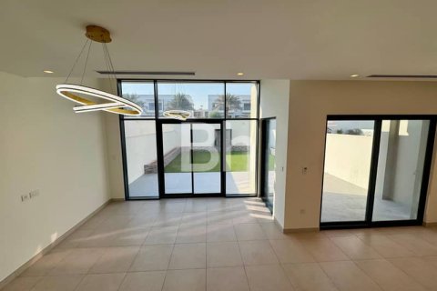 Снять в аренду таунхаус в Al Furjan, Дубай: 3 спальни, 254м², № 22017 - фото 3