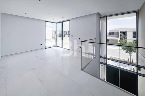 Снять в аренду виллу в Tilal Al Ghaf, Дубай: 5 спален, 425м², № 22013 - фото 27