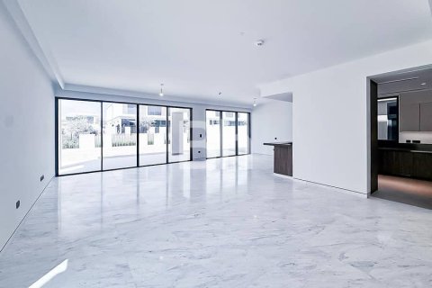 Снять в аренду виллу в Tilal Al Ghaf, Дубай: 5 спален, 425м², № 22013 - фото 6