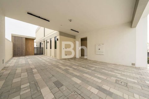 Villa in Tilal Al Ghaf, Dubai 4 bedrooms, 438 sq.m. № 22016 - photo 16