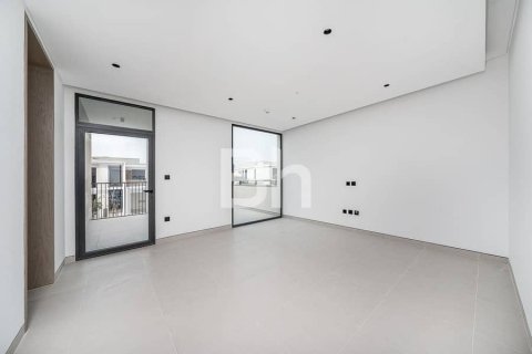 Villa in Tilal Al Ghaf, Dubai 4 bedrooms, 438 sq.m. № 22016 - photo 5