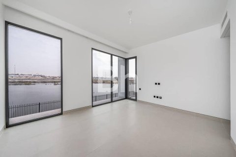 Villa in Tilal Al Ghaf, Dubai 4 bedrooms, 438 sq.m. № 22016 - photo 4