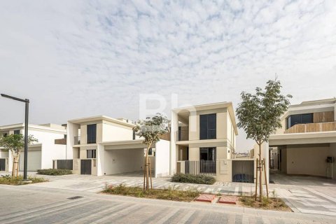 Villa in Tilal Al Ghaf, Dubai 4 bedrooms, 438 sq.m. № 22016 - photo 15