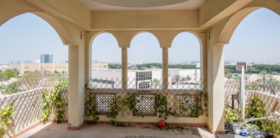 Apartamento en Dubai Festival City, Dubai, 2 dormitorios, 209.7 m², № 2921