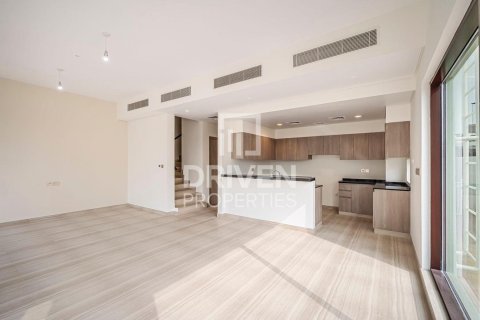 Townhouse in Park Residences, DAMAC Hills (Akoya by DAMAC), Dubai 5 bedrooms, 341.88 sq.m. № 128353 - photo 3