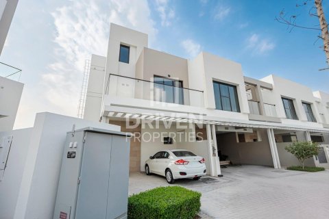 Townhouse in Park Residences, DAMAC Hills (Akoya by DAMAC), Dubai 5 bedrooms, 341.88 sq.m. № 128353