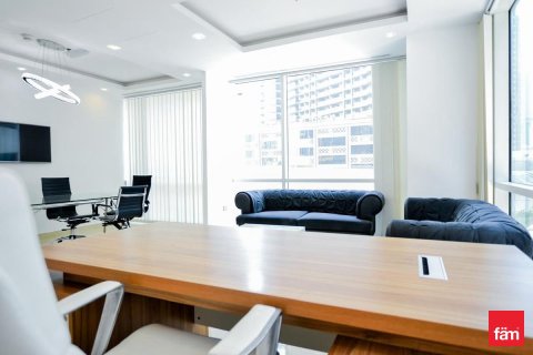 Office in Business Bay, Dubai 151.2 sq.m. № 53372 - photo 4