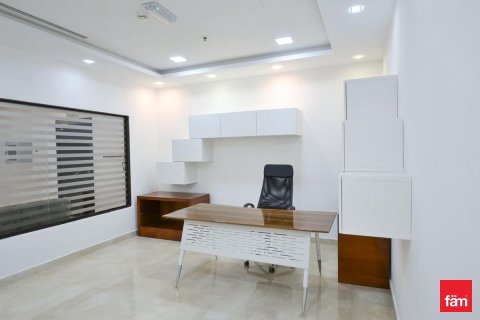 Office in Business Bay, Dubai 151.2 sq.m. № 53372 - photo 11
