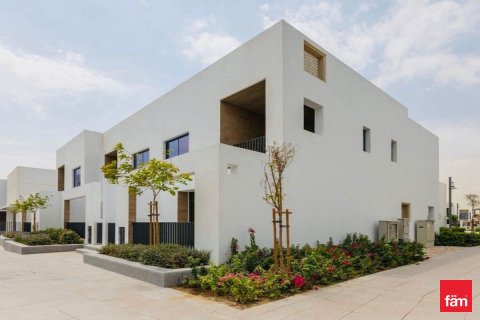 Maison de ville à Dubai, 3 chambres, 117.9 m², № 53368 - photo 1