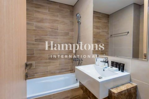 Villa in Dubai Land, Dubai 2 bedrooms, 123.79975071 sq.m. № 101481 - photo 8