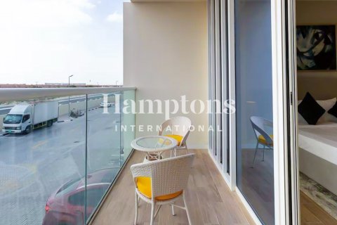 Villa in Dubai Land, Dubai 2 bedrooms, 123.79975071 sq.m. № 101481 - photo 1