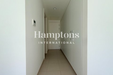 Снять в аренду квартиру в Dubai South (Dubai World Central), Дубай: 3 спальни, 222.77953594м², № 101482 - фото 4