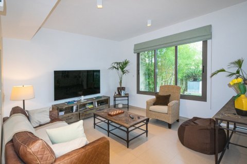 Adosado en Town Square, Dubai, 3 dormitorios, 211.54013100 m², № 101490 - foto 19