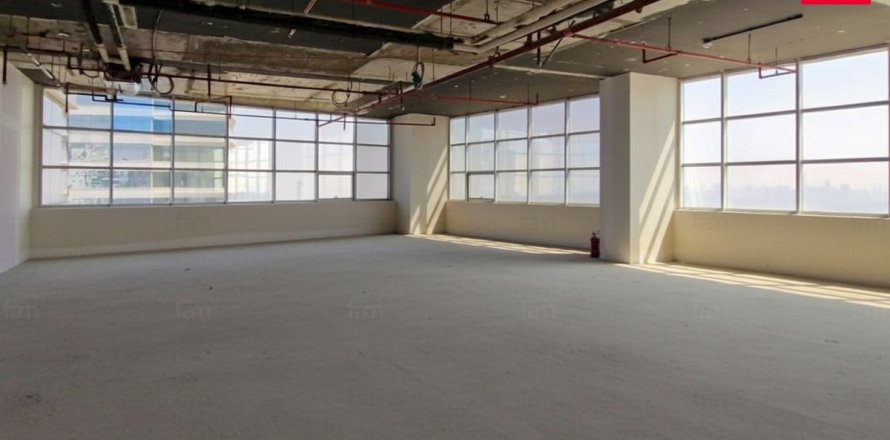 Офис в Дубае, 156.9м², № 64082