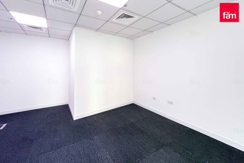 Снять в аренду офис в Бизнес-Бэе, Дубай: 92.9м², № 64085 - фото 9
