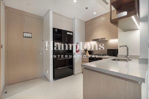 Apartment in Downtown Dubai (Downtown Burj Dubai), Dubai 2 bedrooms, 100.05653100 sq.m. № 63313 - photo 1