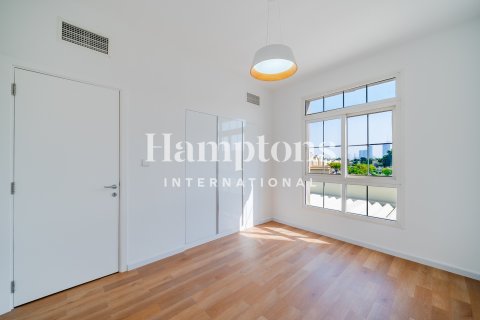 Townhouse in Springs 4, The Springs, Dubai 4 bedrooms, 347.08560800 sq.m. № 63301 - photo 23