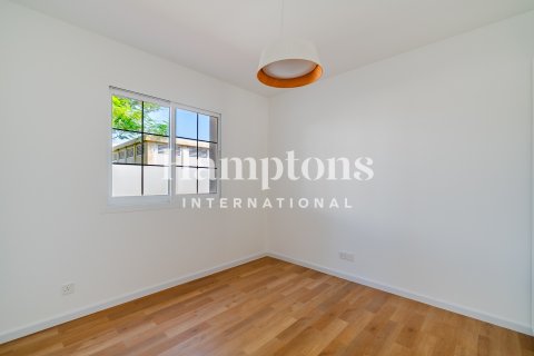 Townhouse in Springs 4, The Springs, Dubai 4 bedrooms, 347.08560800 sq.m. № 63301 - photo 15