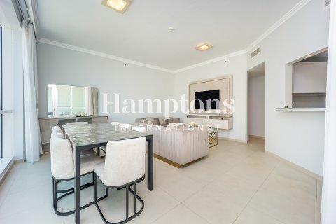 Apartment in Jumeirah Beach Residence, Dubai 2 bedrooms, 154.03317400 sq.m. № 63308 - photo 1