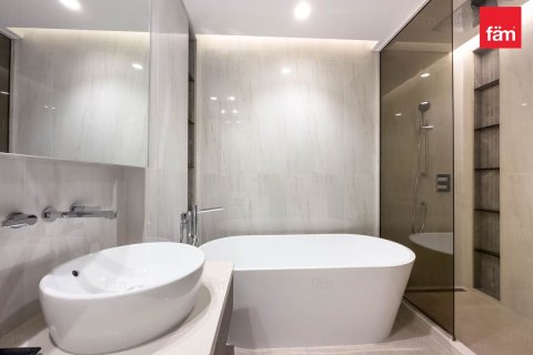 Appartement à Business Bay, Dubai, 2 chambres, 148.1 m², № 24610 - photo 2