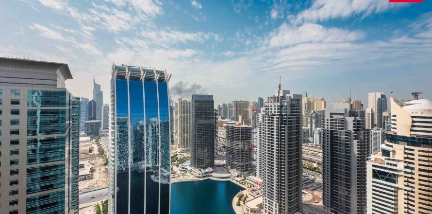 Ático en Dubai, 5 dormitorios, 573.1 m², № 10772