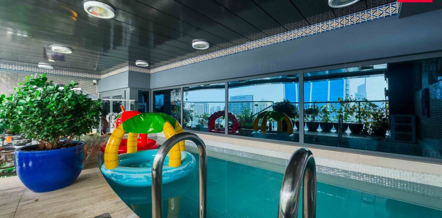 Ático en Dubai, 5 dormitorios, 573.1 m², № 10772