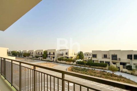 Apartment in Town Square, Dubai 2 bedrooms, 108 sq.m. № 57113 - photo 3