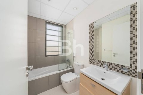Villa en DAMAC Hills (Akoya by DAMAC), Dubai, 3 dormitorios, 175 m², № 57111 - foto 4