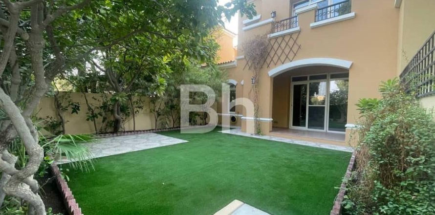 Villa à Arabian Ranches, Dubai, 2 chambres, 212 m², № 57114
