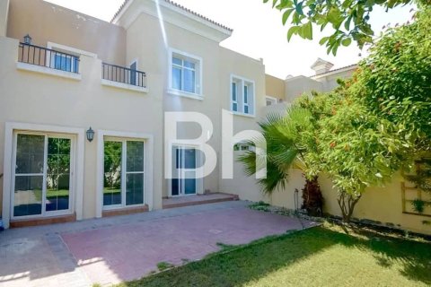 Villa in Arabian Ranches, Dubai 3 bedrooms, 213 sq.m. № 57115 - photo 1