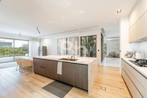 Villa in Dubai Hills Estate, Dubai 4 bedrooms, 707 sq.m. № 57116 - photo 3