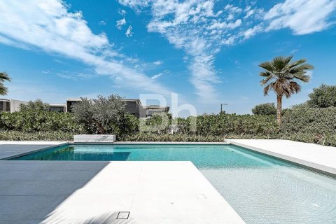 Villa in Dubai Hills Estate, Dubai 4 bedrooms, 707 sq.m. № 57116 - photo 4