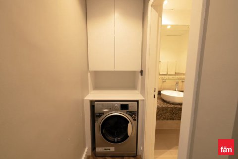Apartment in Dubai 1 bedroom, 98.3 sq.m. № 113615 - photo 13