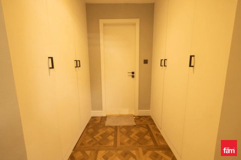 Apartment in Dubai 1 bedroom, 98.3 sq.m. № 113615 - photo 18