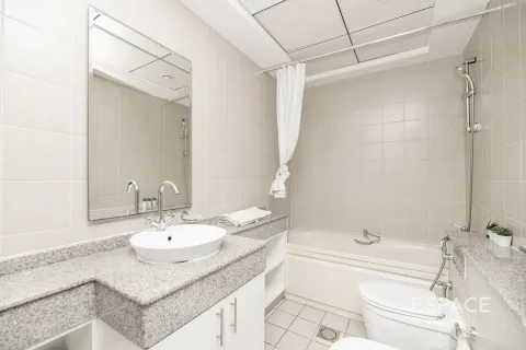 Apartment in Dubai Marina, Dubai 2 bedrooms, 117 sq.m. № 62982 - photo 11