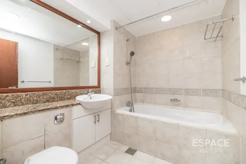 Apartamento en AL MURJAN TOWER en Dubai Marina, Dubai, 1 dormitorio, 110 m², № 62981 - foto 9