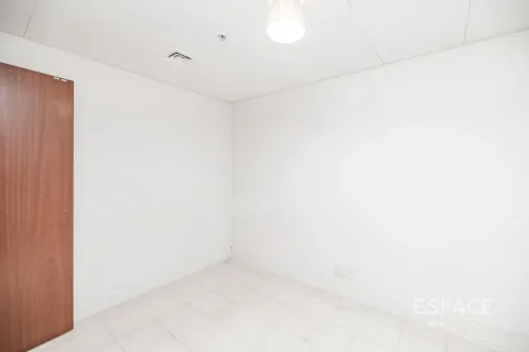 Apartamento en AL MURJAN TOWER en Dubai Marina, Dubai, 1 dormitorio, 110 m², № 62981 - foto 11