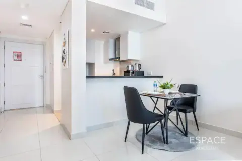 Apartment in DAMAC HEIGHTS in Dubai Marina, Dubai 1 bedroom, 82 sq.m. № 62977 - photo 8