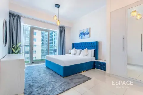 Apartment in DAMAC HEIGHTS in Dubai Marina, Dubai 1 bedroom, 82 sq.m. № 62977 - photo 2