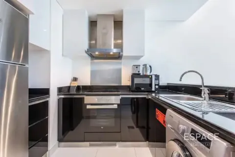 Apartment in DAMAC HEIGHTS in Dubai Marina, Dubai 1 bedroom, 82 sq.m. № 62977 - photo 10